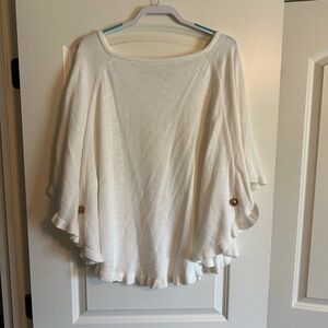 Crabtree Lane One Size Ivory Poncho with Gold Buttons